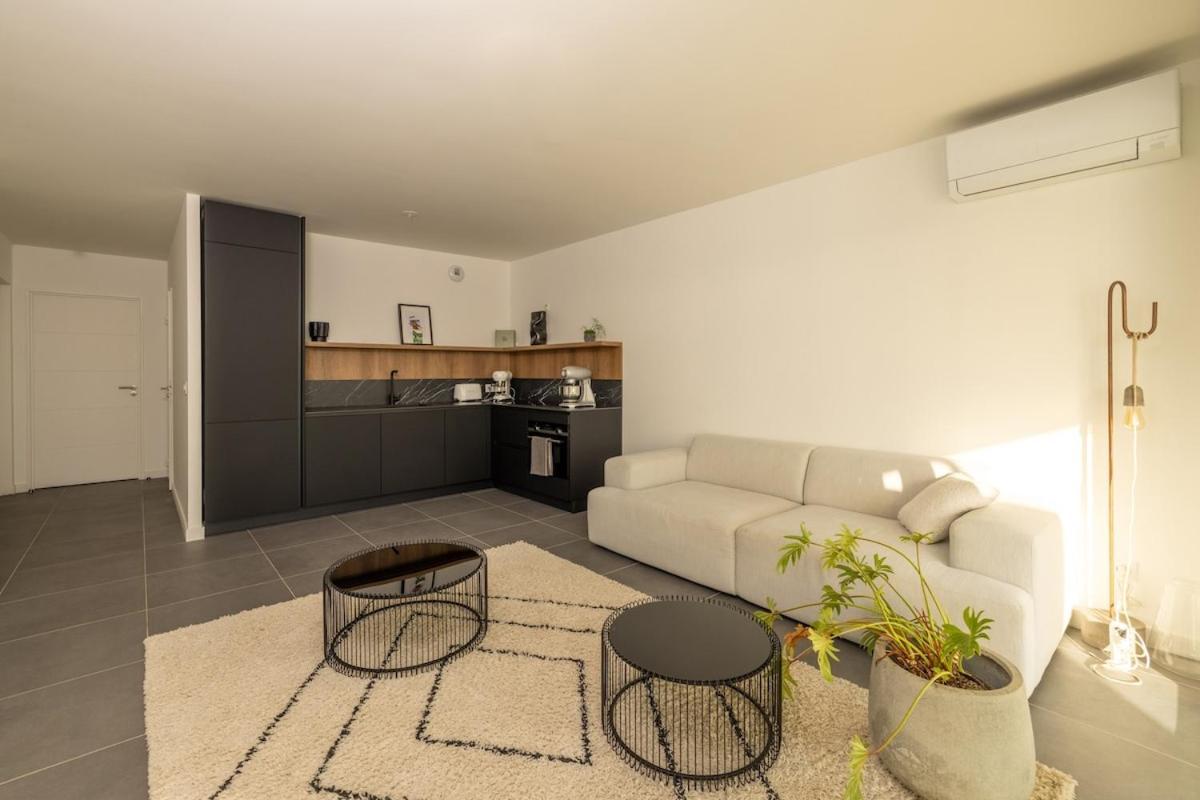 Appartamento Avec Vue Mer, Terrasse Privee Et Piscine